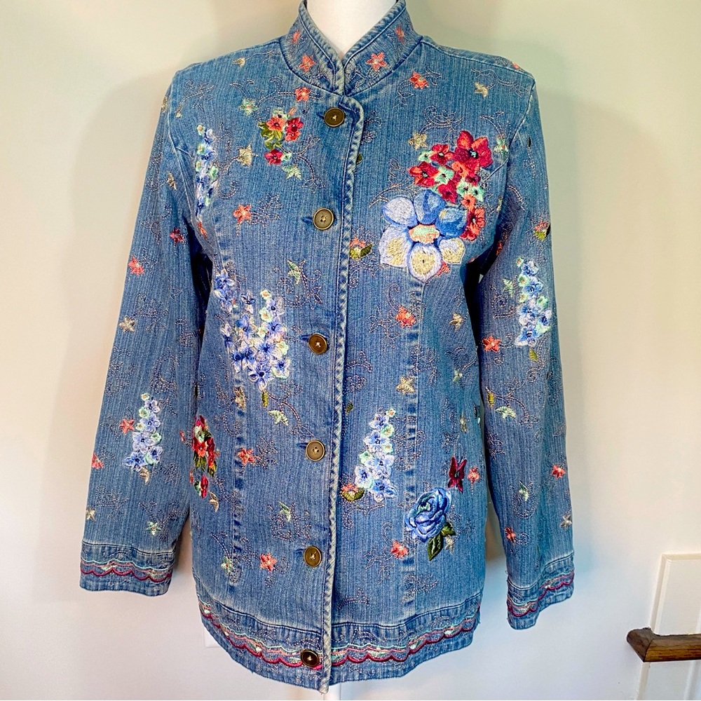 Vintage Denim & Co Floral Pink Embroidered Lined Denim Jean Jacket Size Small